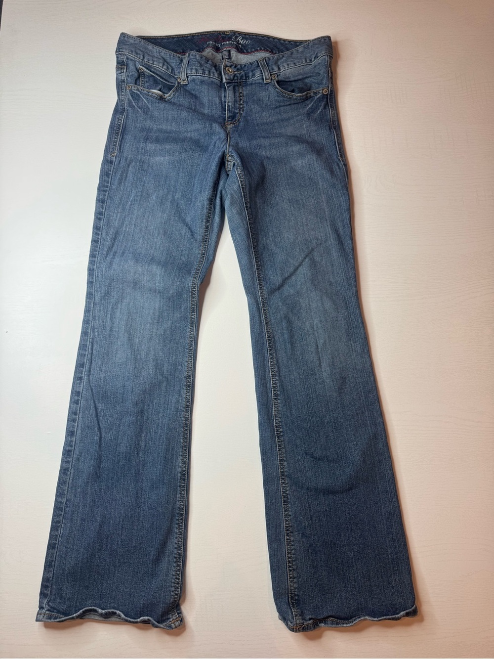 Tommy Hilfiger Women’s Bootcut Jeans Blue Flare Medium Wash Size 12 Y2K